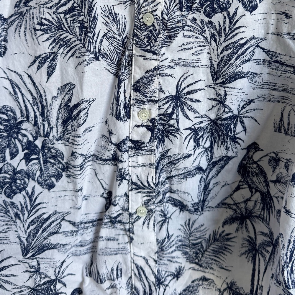 J. McLaughlin White and Blue Tropical Button-Down Shirt - Picture 4 of 10